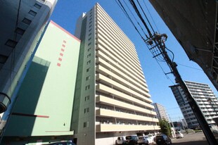 レジデンスカープ札幌の物件外観写真